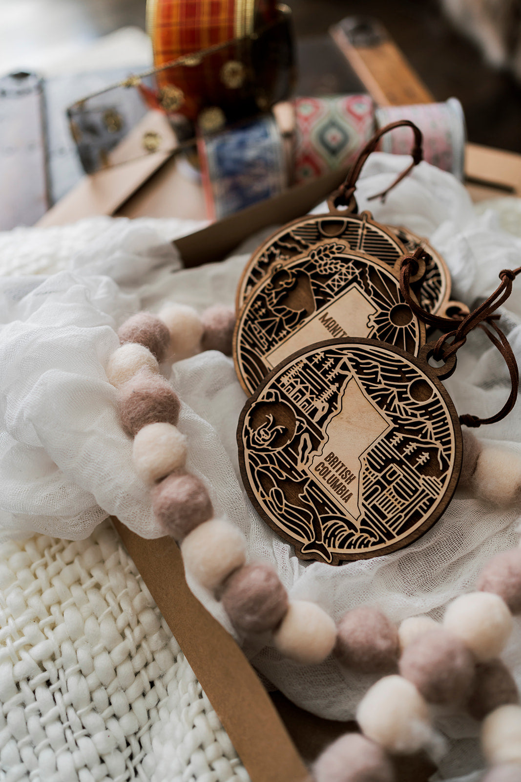 Canadian Heritage Series-Engraved Provinces Ornament