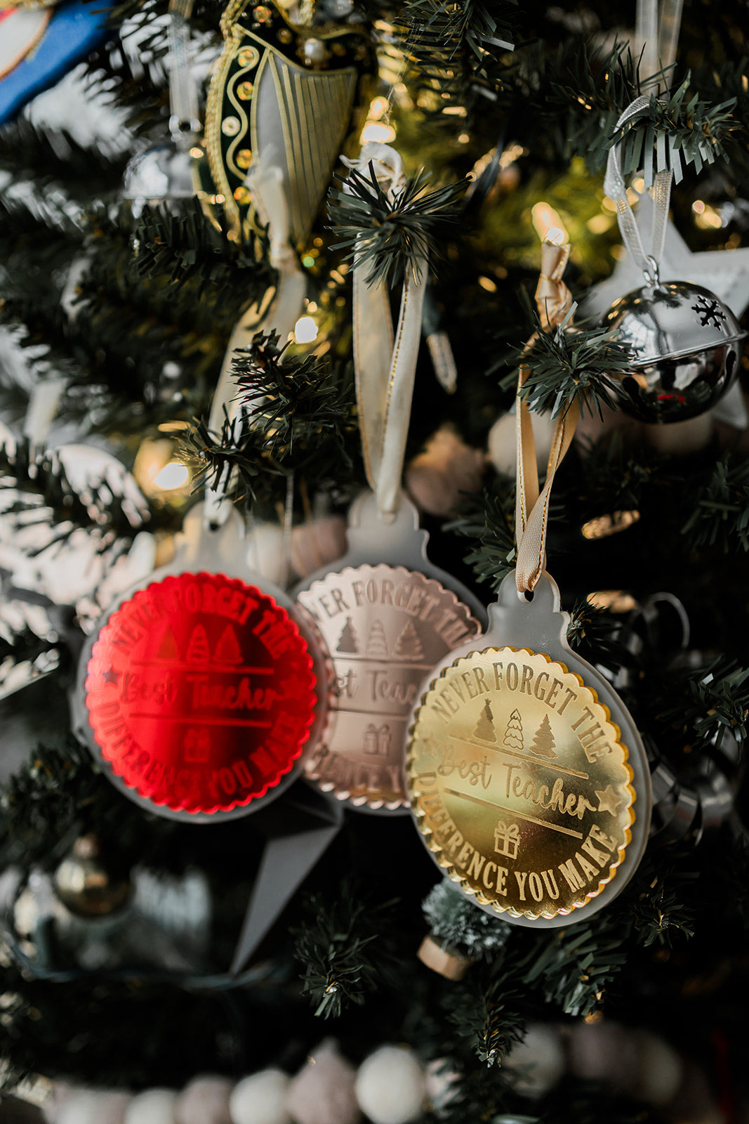 Teacher Award Ornament